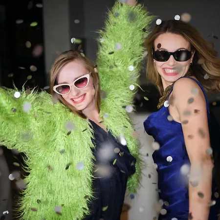 מלון Places By Valamar 4*