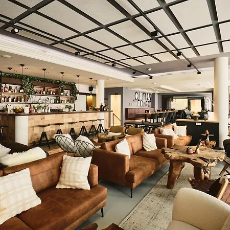 Places By Valamar מלון