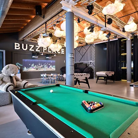 Places By Valamar מלון אוברטאורן