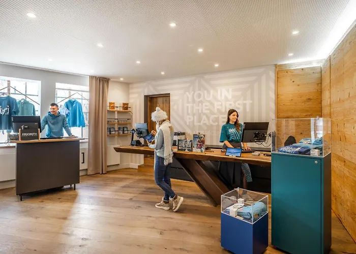 Places By Valamar Hotel