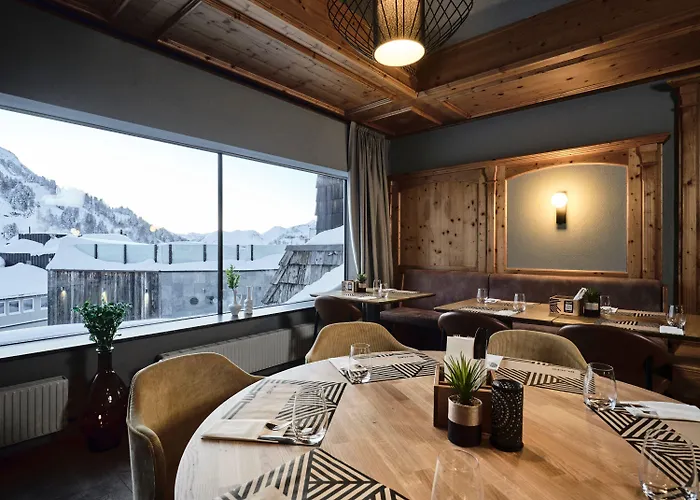 Places By Valamar 4*